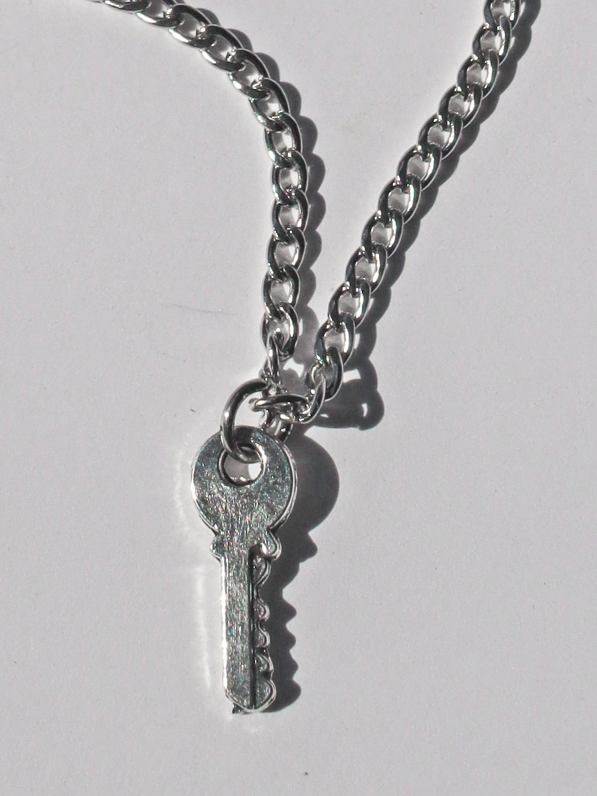 Guess 2025 key necklace